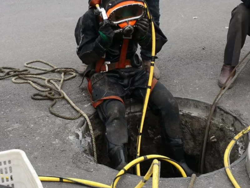 平谷区兴谷市政雨水管道清淤抽化粪池抽淤泥清掏沉淀池